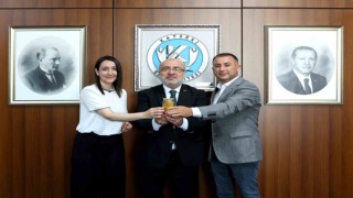 KAYÜde arıcılıkla ilgili projeler meyve vermeye başladı