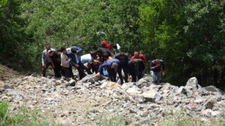 Kaza 20 saat sonra fark edildi:2 kişi öldü 1 kişi ağır yaralandı
