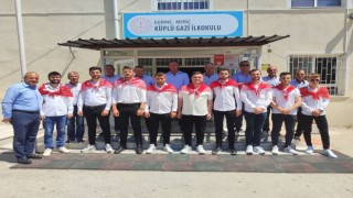 Kınalı kuzular dualarla askere uğurlandı