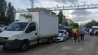 Kırıkkalede zincirleme trafik kazası: 2 yaralı