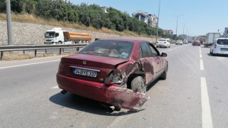 Kocaelide tır otomobile çarptı