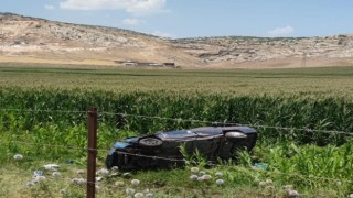 Kontrolden çıkan otomobil yol kenarına savruldu: 6 yaralı