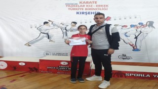 Körfezli Leylanur karate şampiyonasında Türkiye üçüncüsü oldu