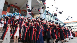 KSBÜde mezuniyet coşkusu yaşandı