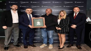 Kulüpler Birliğinden Alexandre Dreyfusa teşekkür plaketi