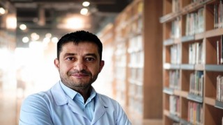 Kurban etini, buzdolabına koymadan önce en az beş saat dinlendirin