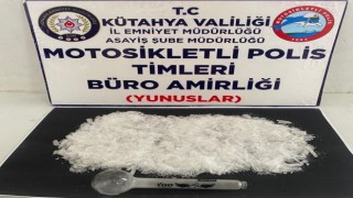 Kütahyada Yunus Timlerince 2 kişinin üzerinde uyuşturucu madde ele geçirildi