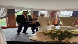 Laloğlu ailesinin mutlu günü