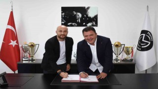 Manisa FK A Takım İdari Direktörü Nderim Nexhipi oldu