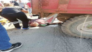 Manisada servis otobüsü ile traktör çarpıştı: 1 kişi öldü, 10 kişi yaralandı