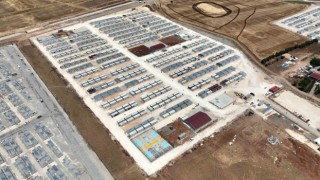 Mersin Büyükşehir Belediyesi Adıyamanda konteyner kentin yapımını tamamladı