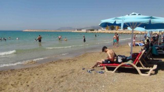 Mersin sahillerinde bayram arifesinde doluluk oranı yüzdü 100 oldu