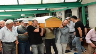 Metruk evdeki göçükte ölen 15 yaşındaki Ömer Faruk son yolculuğuna uğurlandı