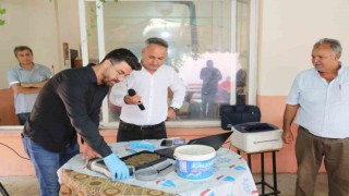 Mezitlili üreticilere toprak analiz cihazı tanıtıldı