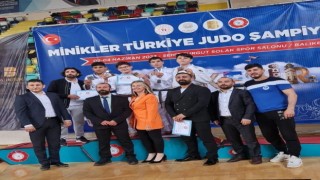Minikler Türkiye Judo Şampiyonasında Kırklarelili sporcu kürsüde
