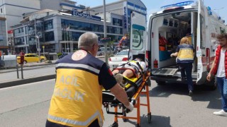 Motosiklet ile otomobil çarpıştı; 1 yaralı