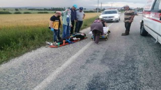 Motosikletler kafa kafaya çarpıştı: 4 yaralı
