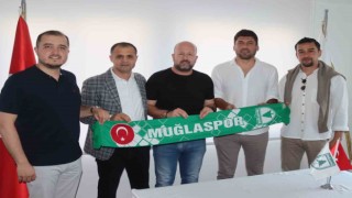Muğlaspor Teknik Direktörü Aslan: Şampiyonluk için Muğladayım