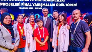 Mustafakemalpaşa Kız Anadolu İmam Hatip Ortaokulu Türkiye birincisi oldu