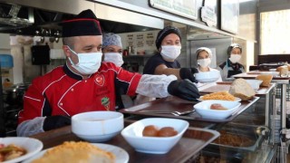 Nazilli Uğur Mumcu Parkında Büyükşehir Belediyesi Park Kafe hizmete açılıyor