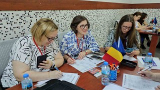 Nazillide 4 ülkeden öğretmenler öğrencilere sosyal destek için birlik oldu