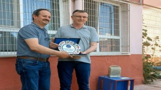 Öğrenciler mezun öğretmenler emekli oldu