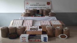 Operasyon düzenlenen evde 64 bin 600 adet boş makaron bulundu