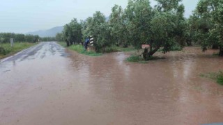 Orhangazi sele teslim oldu, yollar kapandı, evleri su batı