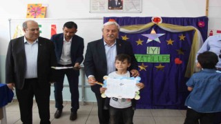 Osmanelinde öğrencilerin karne heyecanı