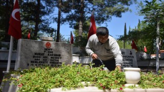 Osmaniye’de mezarlıklar bayrama hazır!