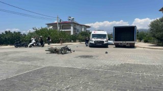 Otomobil ile motosiklet çarpıştı: 1 yaralı