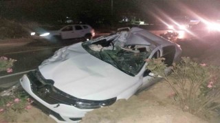 Otomobil tıra ok gibi saplandı: 1 ağır yaralı