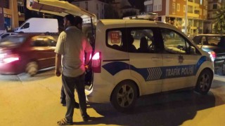 Otomobile çarpan motosikletin sürücü yaralandı