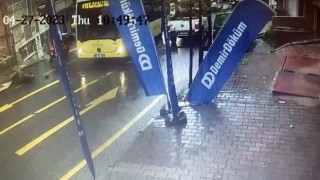 (Özel) Kağıthanede forklift kazası kamerada