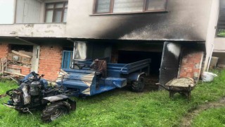 Pat pat motorunda çıkan yangın söndürüldü