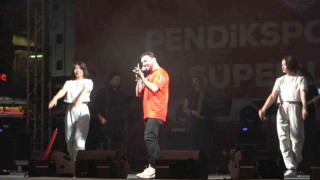 Pendikspor, Süper Lige yükselişini coşkuyla kutladı
