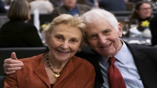 Pentagon Belgelerini sızdıran Ellsberg hayatını kaybetti