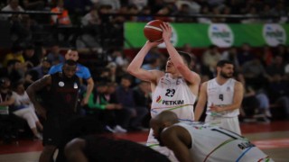 Peyton Aldridge, bir sezon daha Petkimsporda