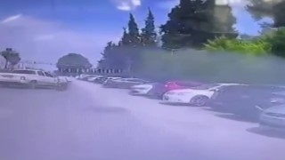 Pikabın motosikletiyle çarptığı anlar kameraya yansıdı