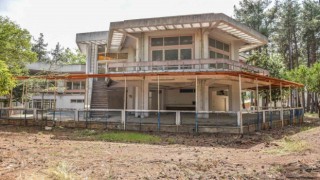 Pil Fabrikası ‘kütüphane ile kapılarını açıyor