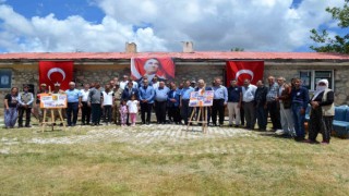 PKKlı teröristlerce şehit edilen öğretmen Nevzat Akdemir anıldı