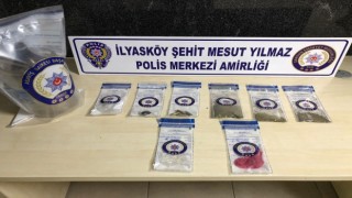 Polis merkezi ekipleri uyuşturucu ele geçirdi: 2 gözaltı