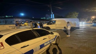 Polisten kaçmaya çalışan şüpheli duvara çarptı