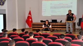 Polisten polise kadına karşı şiddetle mücadele semineri
