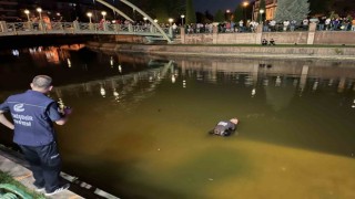 Porsuk Çayına atlayan bir genç kayboldu