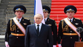 Putin: İsyanı bastırmak için Ukraynadaki askerlerimizi çekme ihtiyacı duymadık