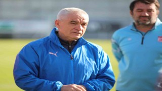 Rıza Çalımbay: “Sıkıntılı sezon oldu”
