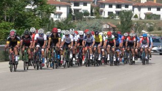 Road Race Kırıkkale 2.2 UCI Uluslararası Bisiklet Yarışlarının ikinci gün etabı başladı