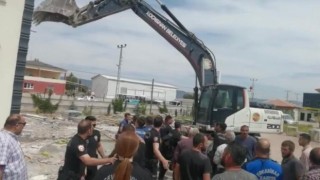 Ruhsatsız yapı yıkımında olay