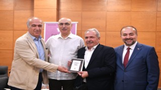 Şair Ahmet Meydandan musikili şiir şöleni